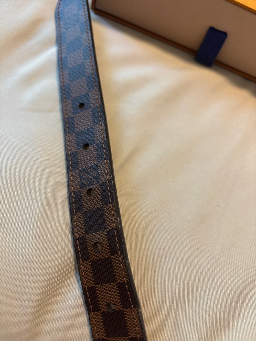 Louis Vuitton Women’s Brown Leather Belt with Gold Buckle - Picture 10 of 12